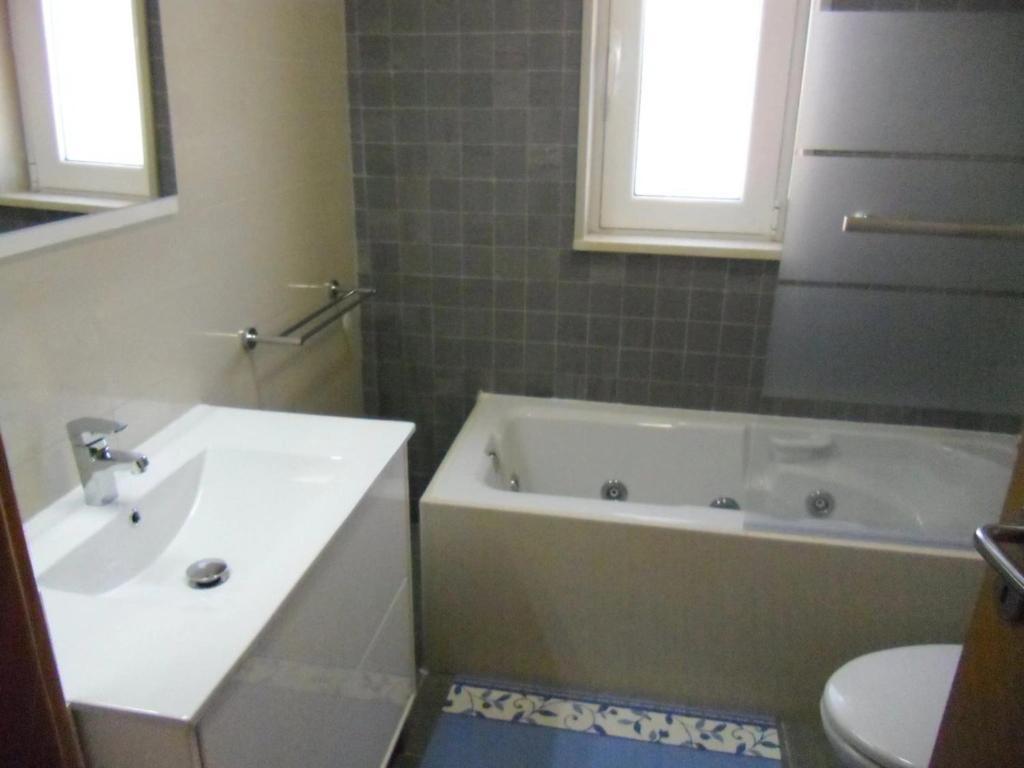 Casa Sao Bartolomeu - 5 Quartos Com Piscina Dış mekan fotoğraf